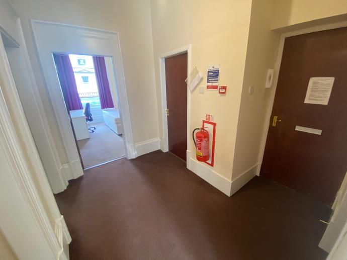Additional image 2 of 4 bed flat to rent11A, Whitehall Street, Dundee DD1