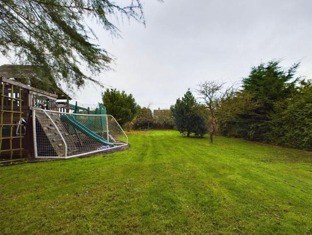 Additional image 10 of 5 bed detached house to rentMain Road, Bilton, Hull HU11