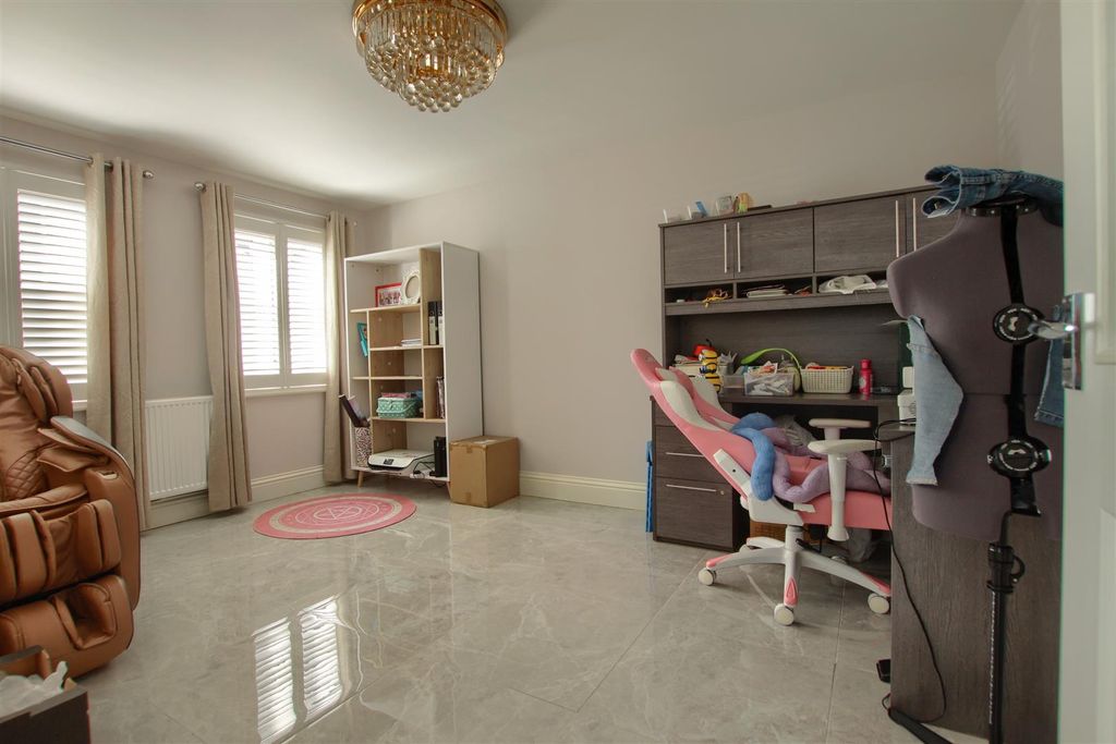 Additional image 7 of 4 bed detached house to rentBourne Morton Drive, Ingleby Barwick TS17