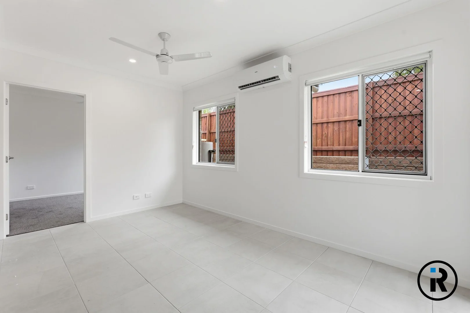 Additional image 5 of 2/11 Grace Close, White Rock QLD 4306
