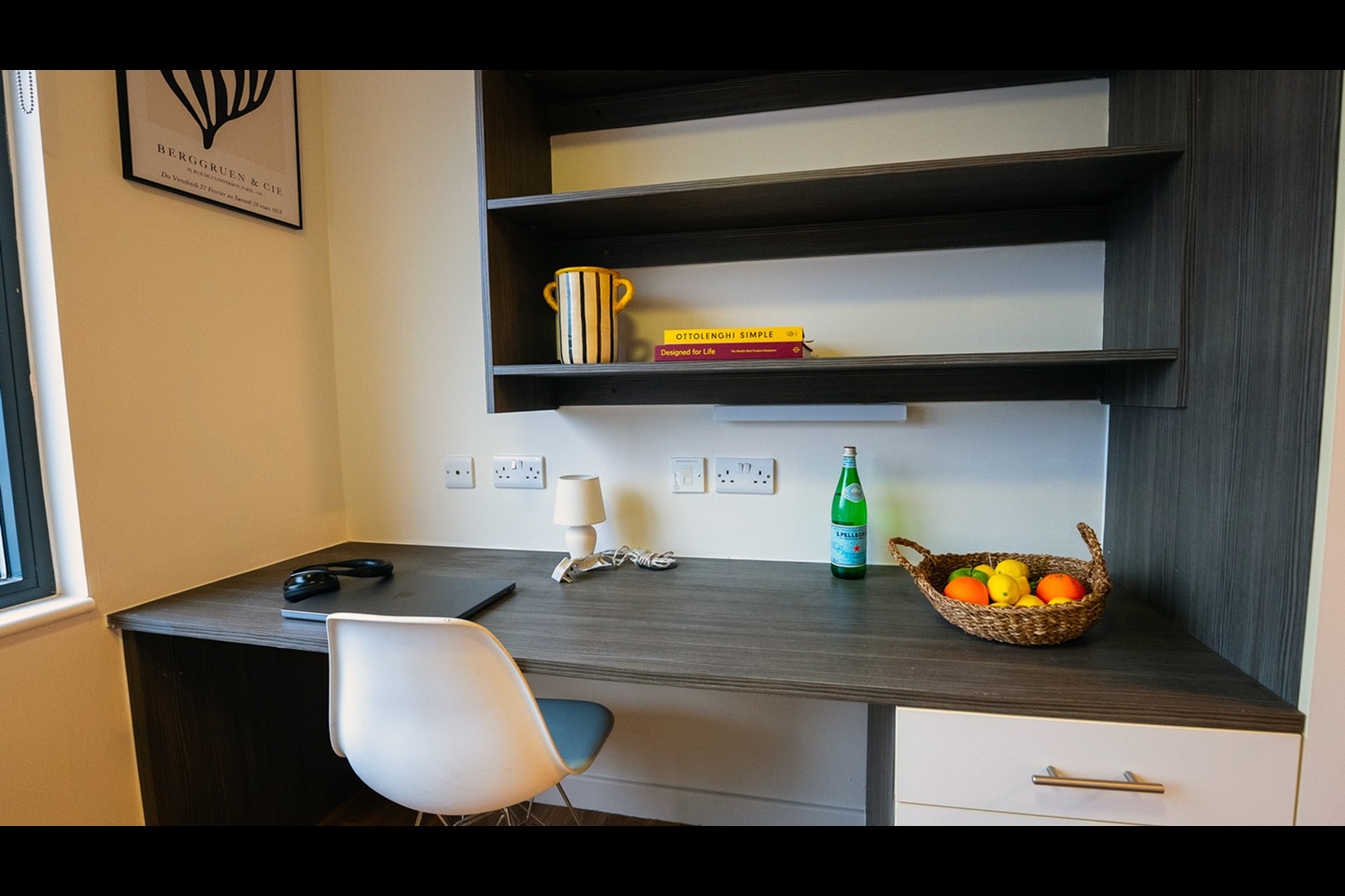 Studio Flat, Pearl Works, S1, N1 7GU photo 5