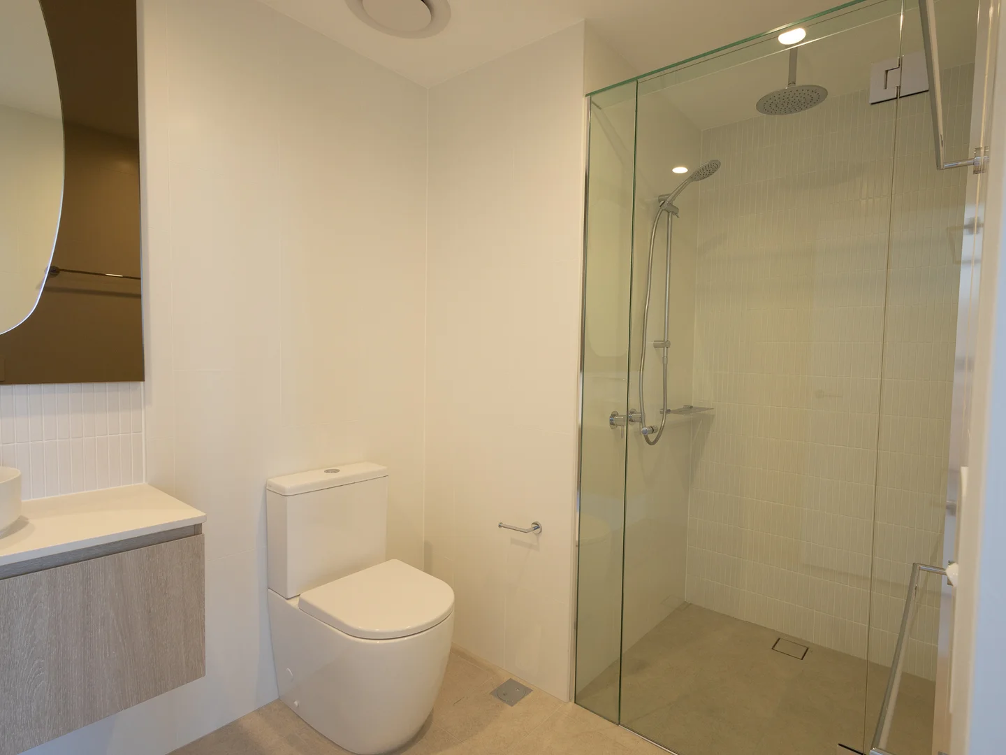 Additional image 9 of 106/180 Marine Parade, Labrador QLD 4215