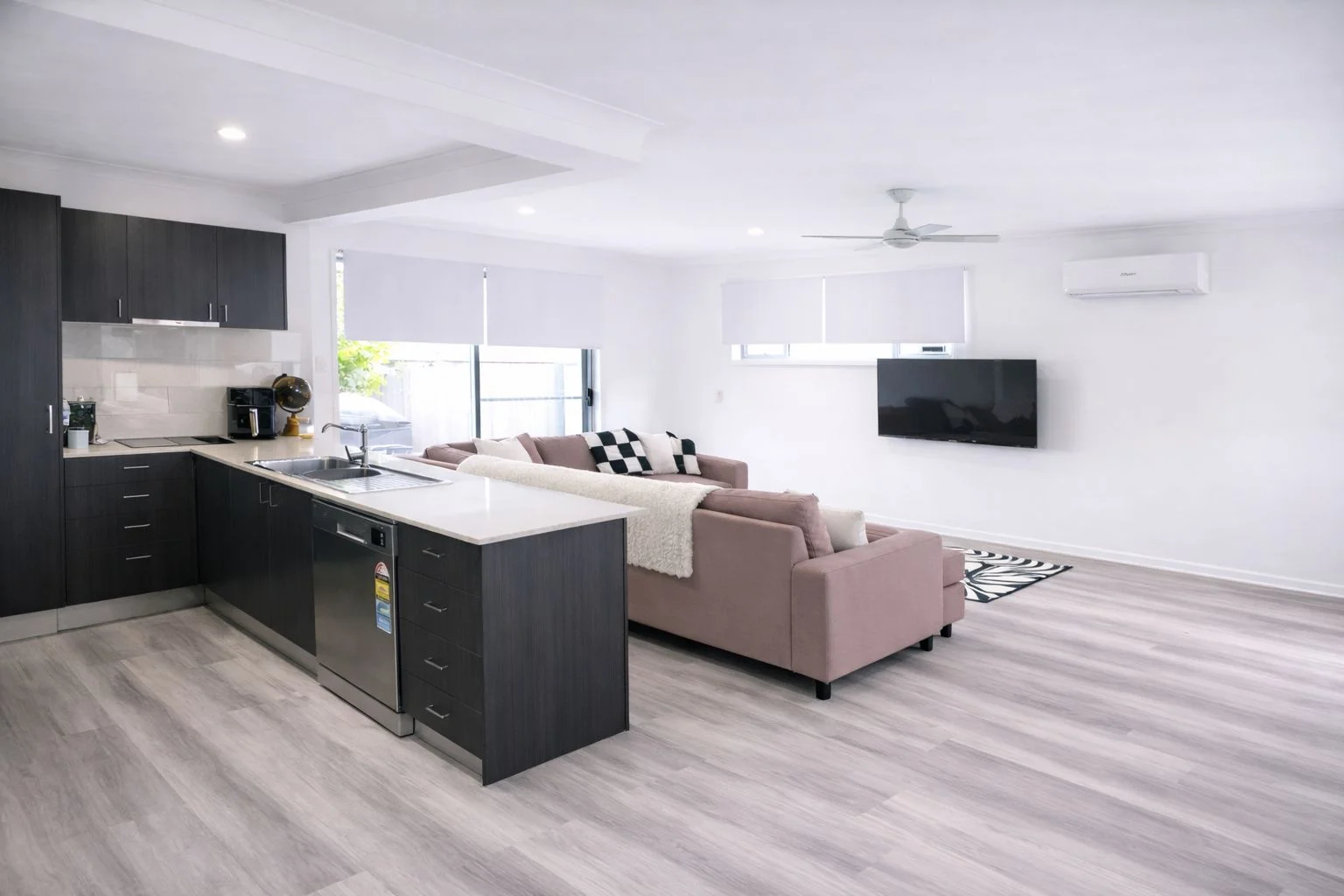 UNIT 17/20 Bedford Road, Pimpama QLD 4209