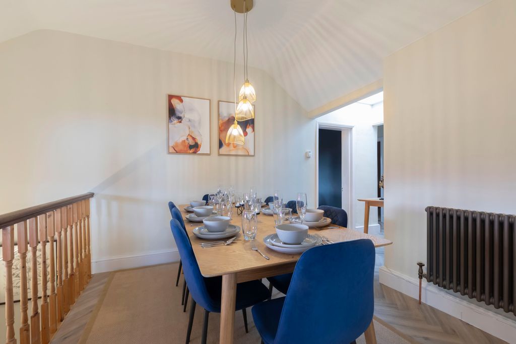 Additional image 5 of 4 bed flat to rentHatherley Road, Cheltenham GL51
