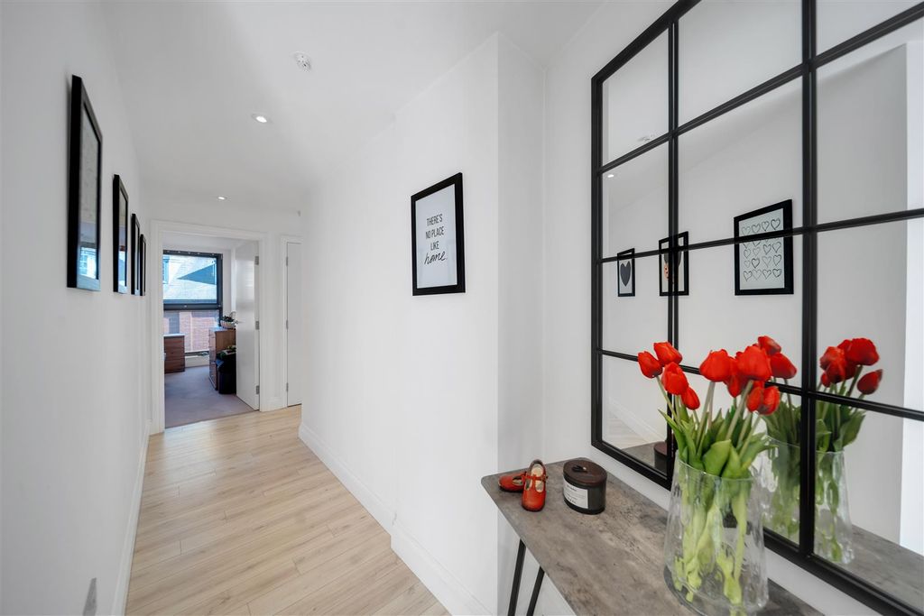 Additional image 8 of 3 bed flat to rentKey Street, Ipswich IP4