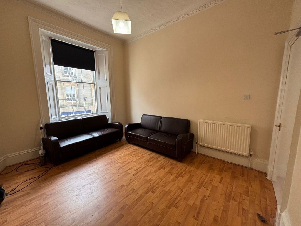 Additional image 10 of 4 bed flat to rentPort Street, Stirling Town, Stirling FK8
