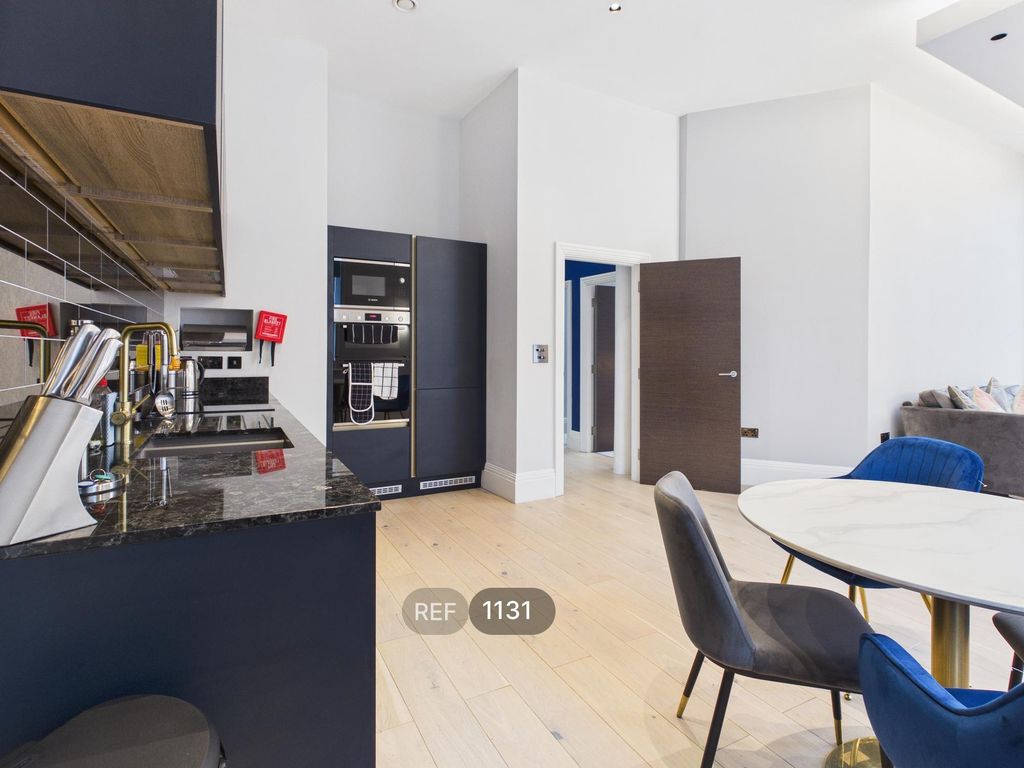 Additional image 5 of 2 bed flat to rentKings Buildings, South Church Side HU1