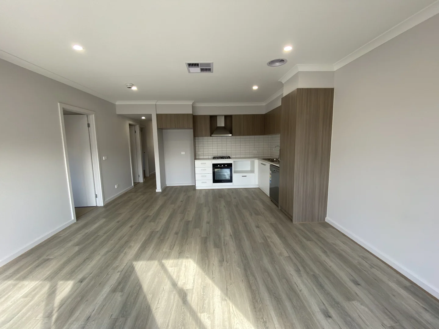 Additional image 3 of 15 Tolkien Drive, Mambourin VIC 3024