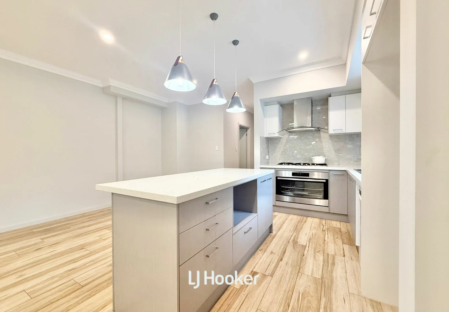 Additional image 3 of 42 Eddy Rd, Chatswood NSW 2067
