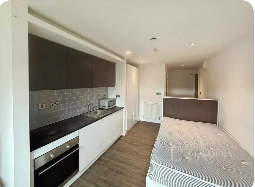 Studio Flat, The Printworks, S3, N1 7GU photo 3