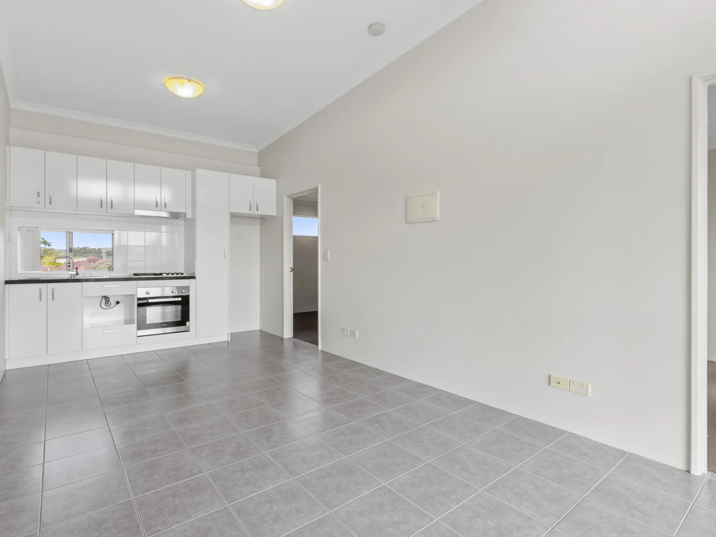 Additional image 2 of 16/13 Spring Avenue, Midland WA 6056
