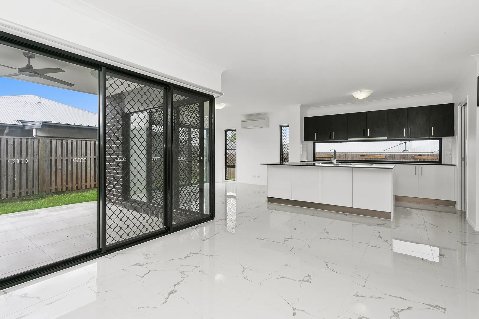 Additional image 3 of 8 Wimbledon Close, Doolandella QLD 4077