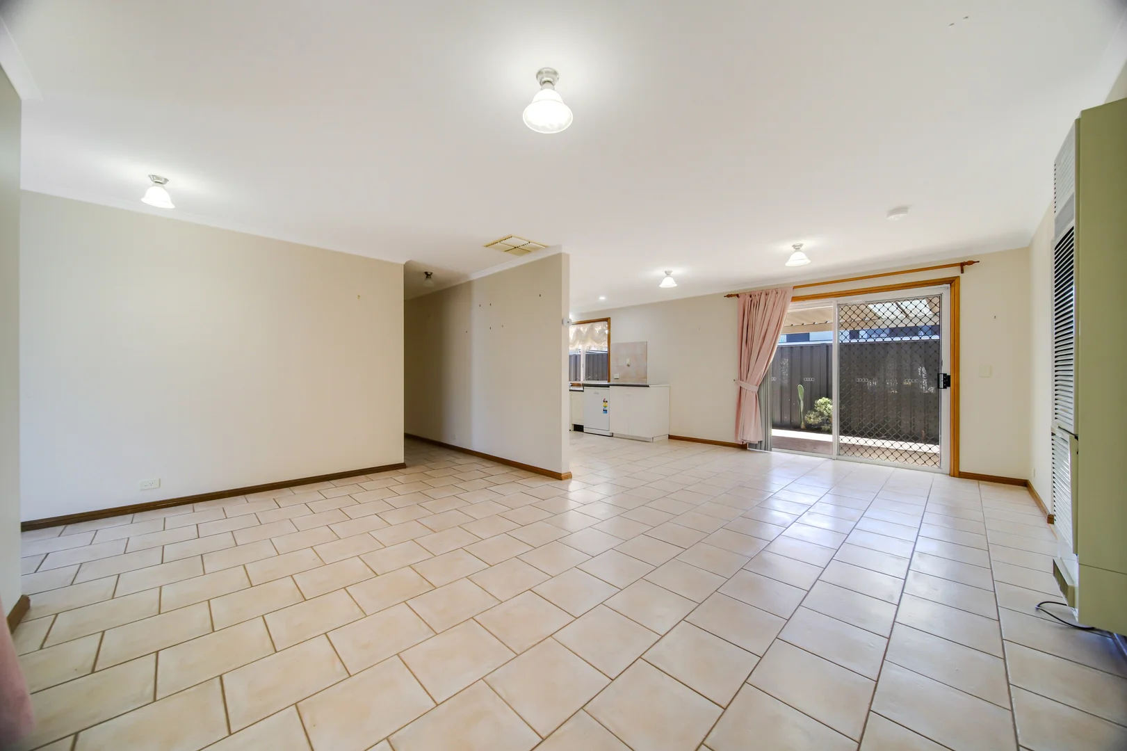 Additional image 3 of 1A Waratah Court, Campbelltown SA 5074