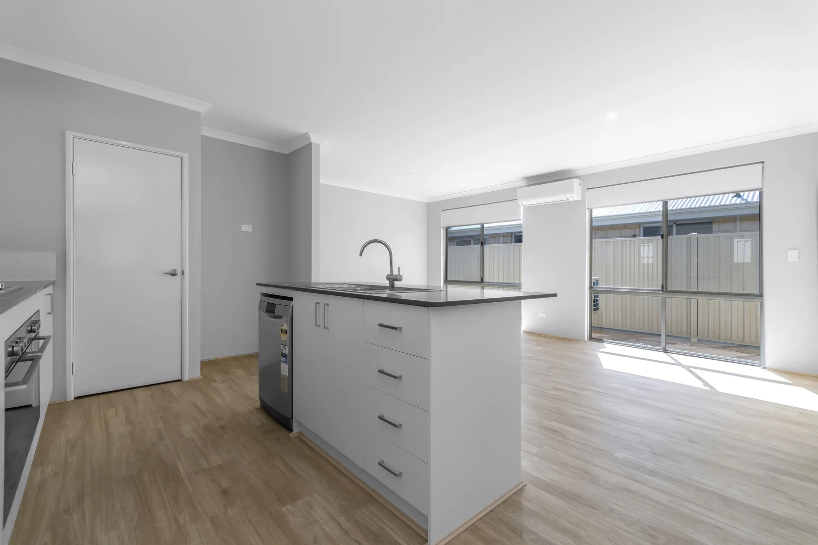 Additional image 6 of 90 Moncrieff Parade, Golden Bay WA 6174