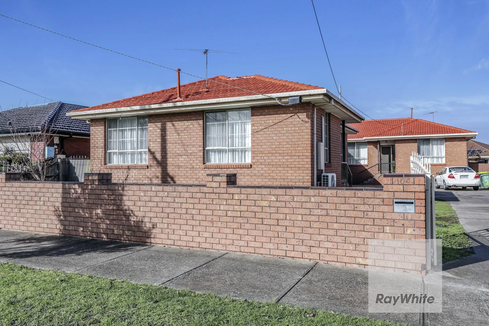 1/104 Malmsbury Dr, Meadow Heights VIC 3048