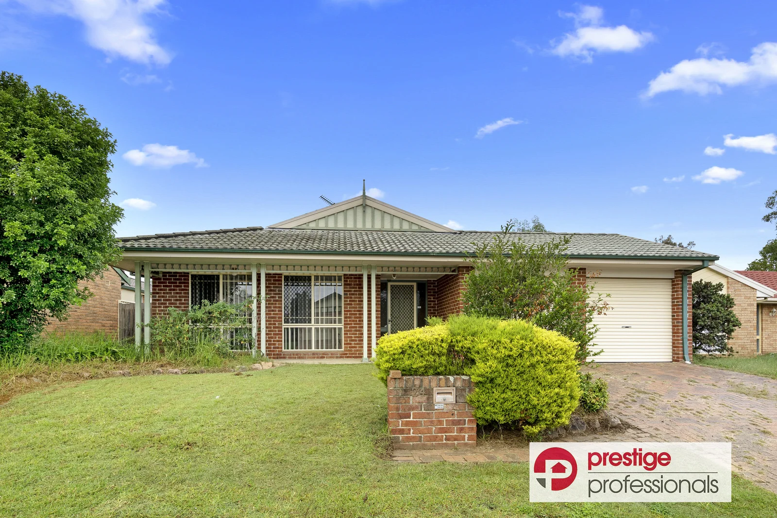 24 Bodalla Court, Wattle Grove NSW 2173