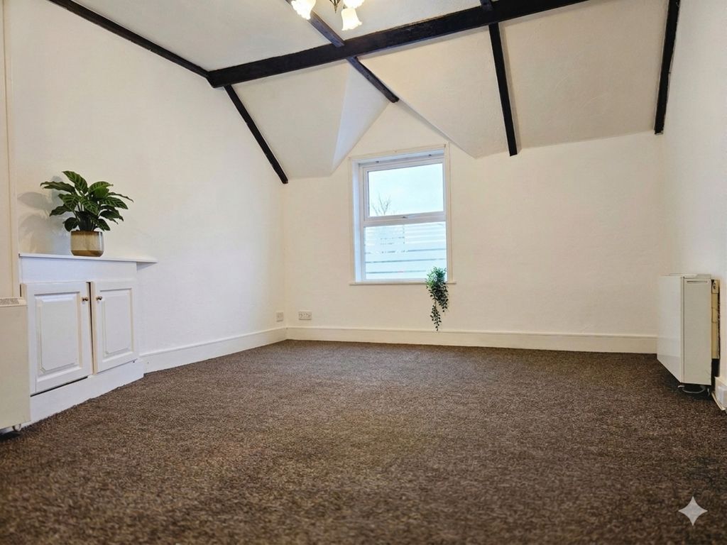 Additional image 2 of 2 bed flat to rentBagillt Street, Holywell CH8