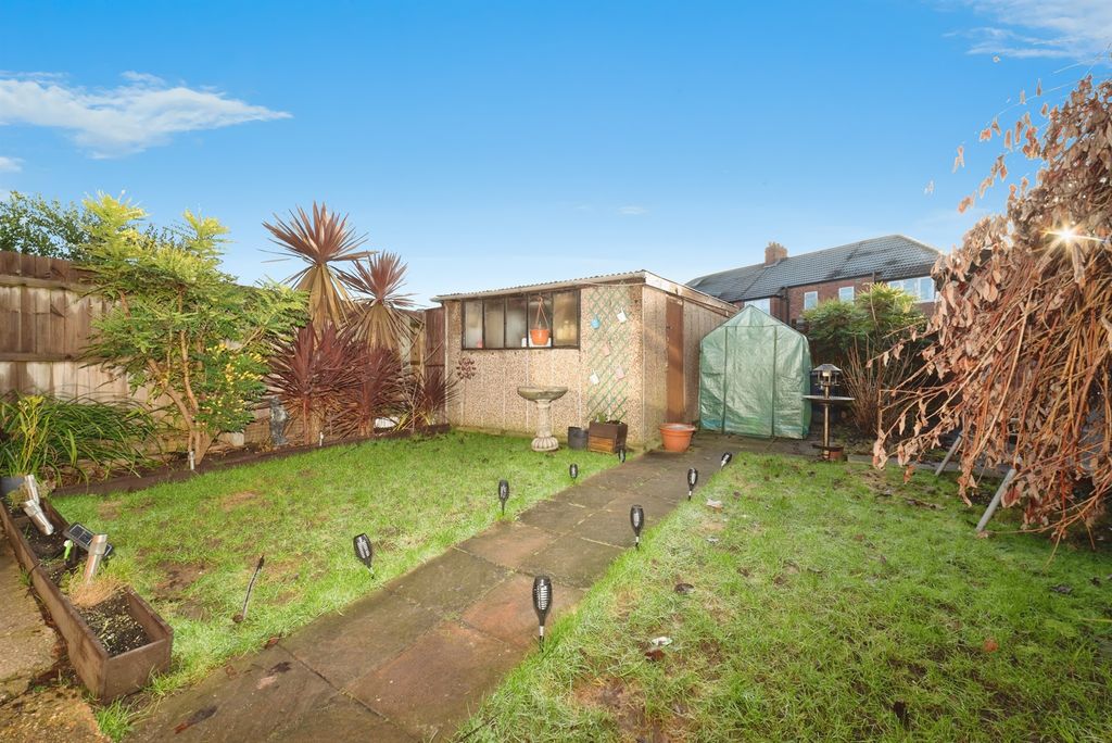 Additional image 3 of 3 bed semi-detached house for saleBurniston Road, Hull HU5