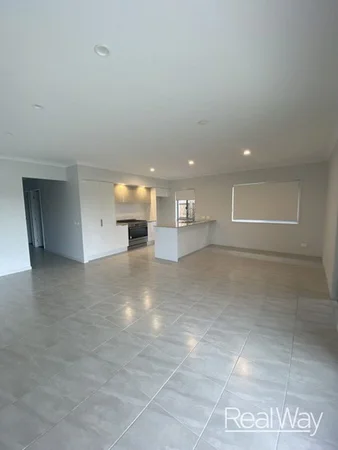 Additional image 2 of 40 Cambridge Way, Ripley QLD 4306