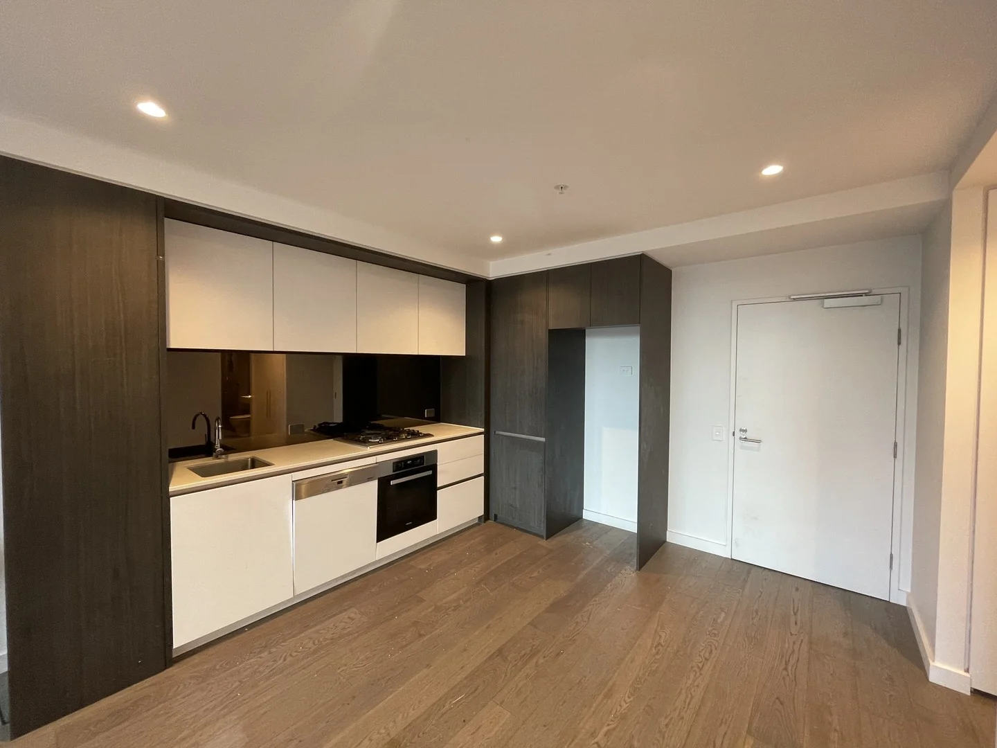 Additional image 3 of 1017/628 Flinders St, Docklands VIC 3008