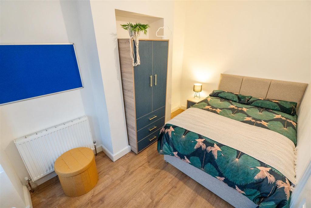 5 bed shared accommodation to rent32 Denham Road, Sheffield S11 photo 4