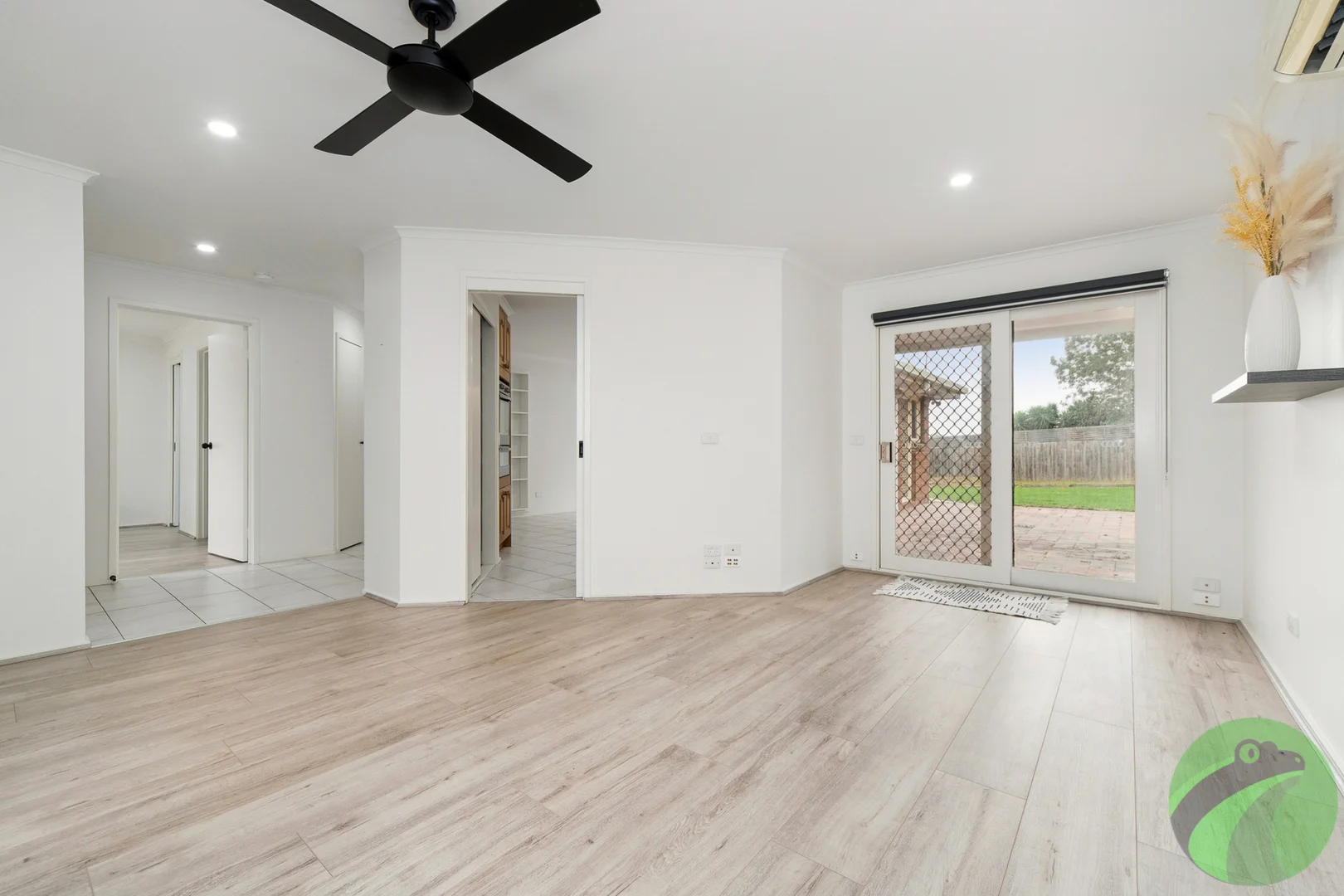 Additional image 2 of 92 Courtenay Avenue, Cranbourne North VIC 3977