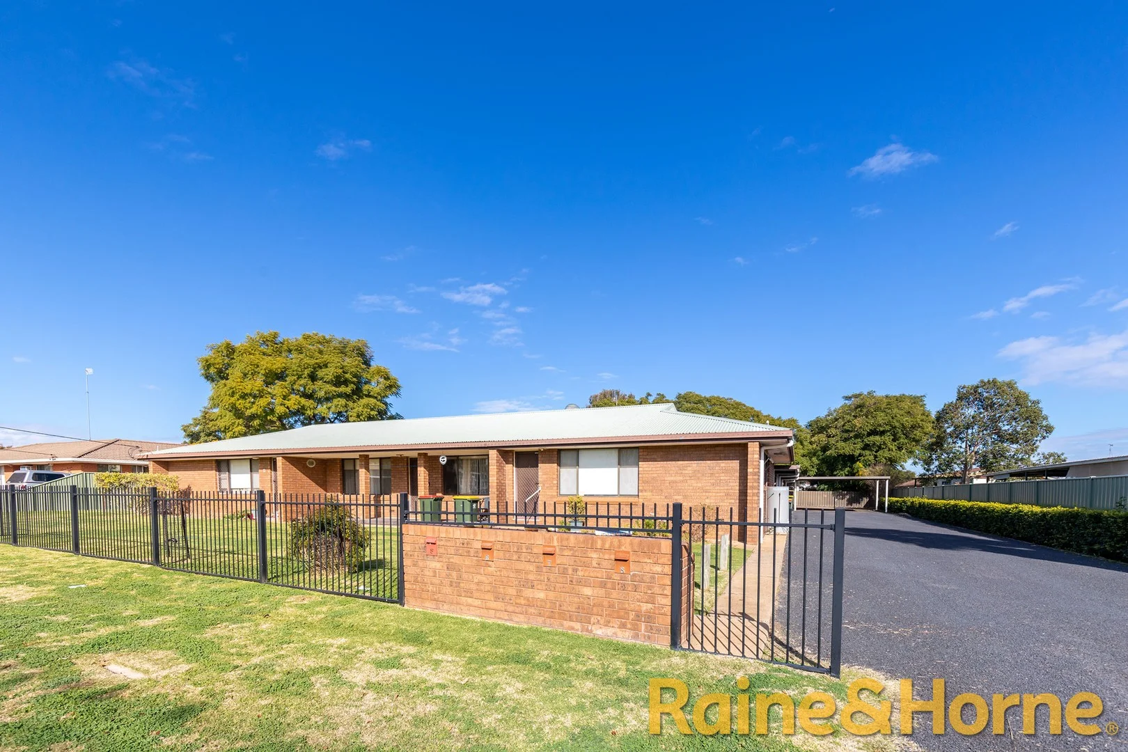 2/28 Elizabeth Street, Dubbo NSW 2830