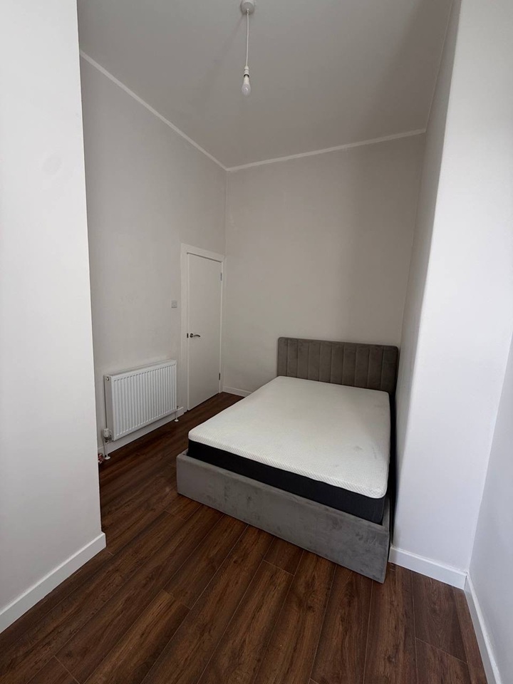 2 Bed Flat, Henderson St, EH6, N1 7GU photo 5