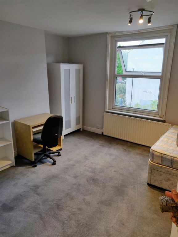 5 bed shared accommodation to rent82 Gell Street, Broomhall, Sheffield S3 photo 3