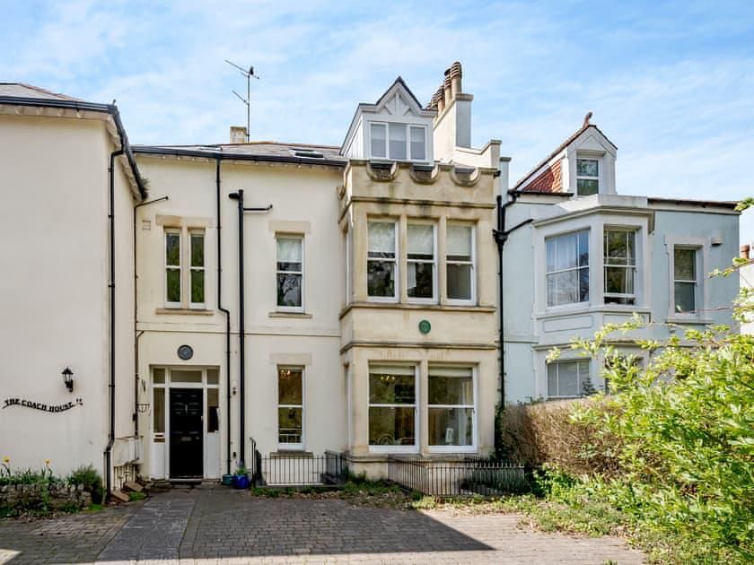 2 bed flat to rentWoodhill Road, Bristol BS20