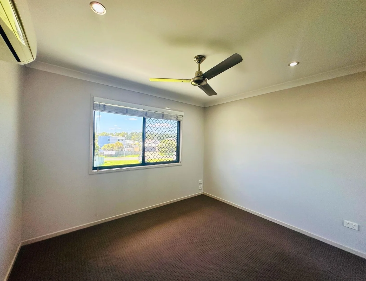 Additional image 10 of 6/8-10 Lambert Drive, Moranbah QLD 4744