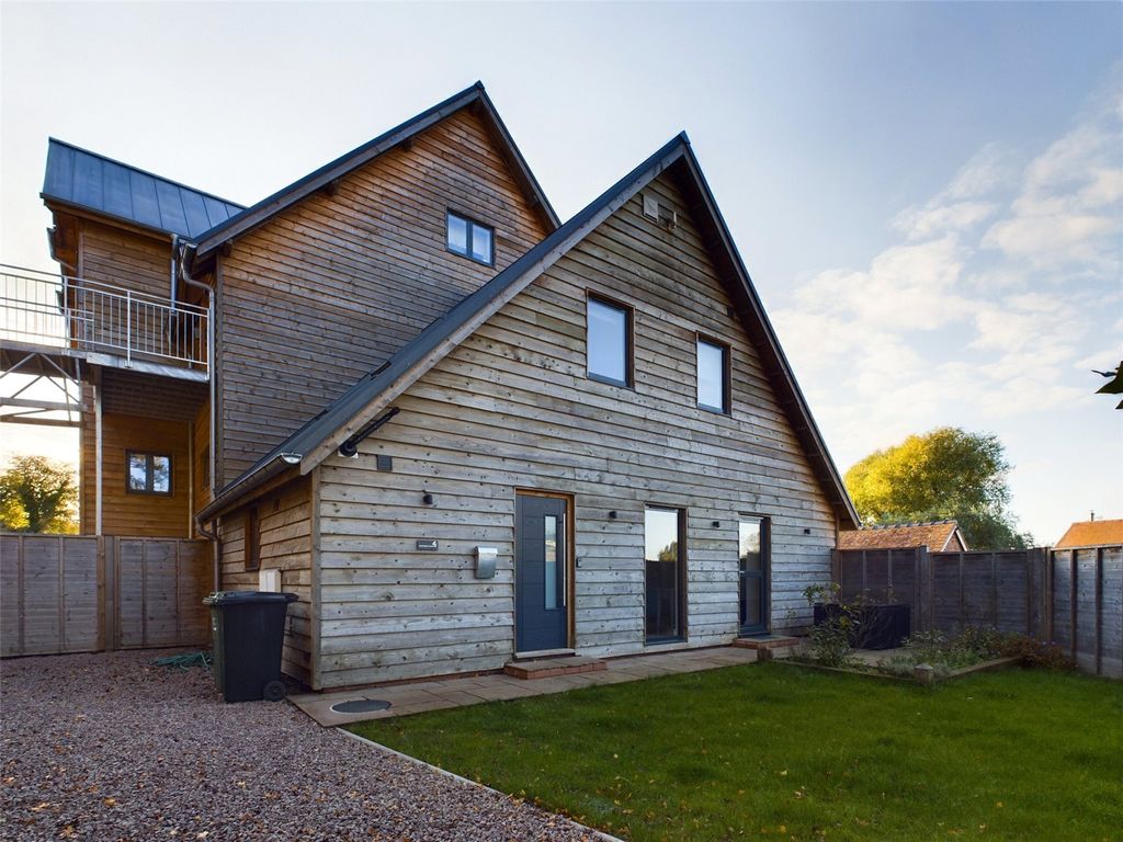 Additional image 2 of 3 bed end terrace house to rentFoy, Ross-On-Wye, Herefordshire HR9