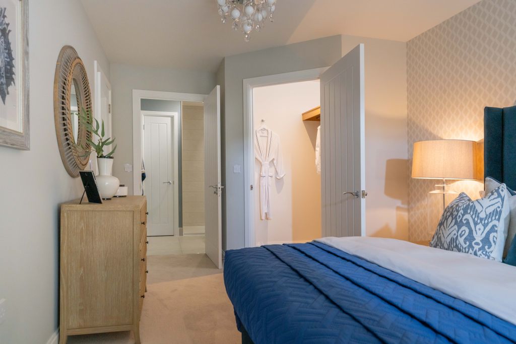 2 bed flat to rentChalkwell Avenue, Westcliff-On-Sea SS0
