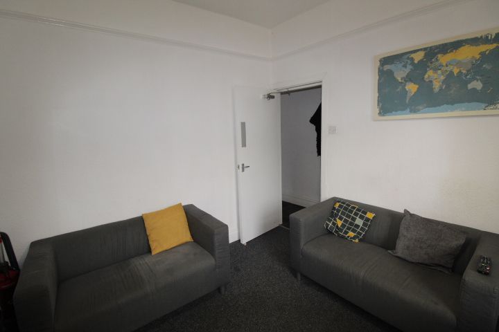 Additional image 3 of 4 bed terraced house to rentSharp Street, Hull HU5