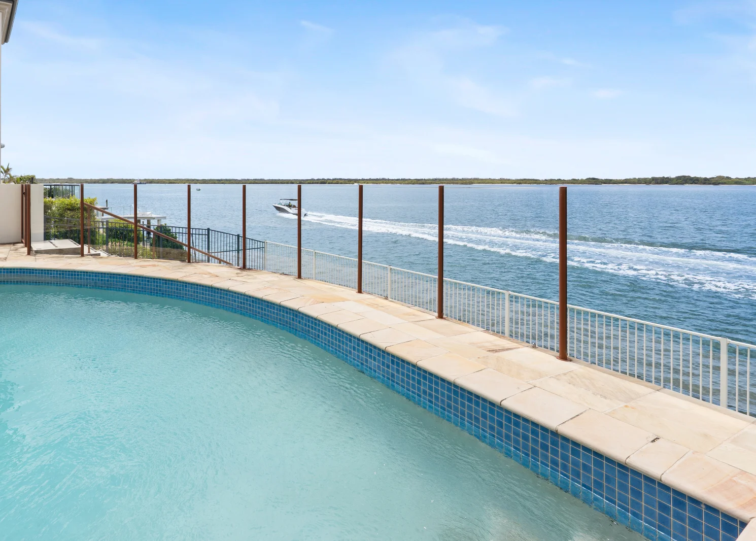 Additional image 5 of 37 King Arthurs Court, Paradise Point QLD 4216