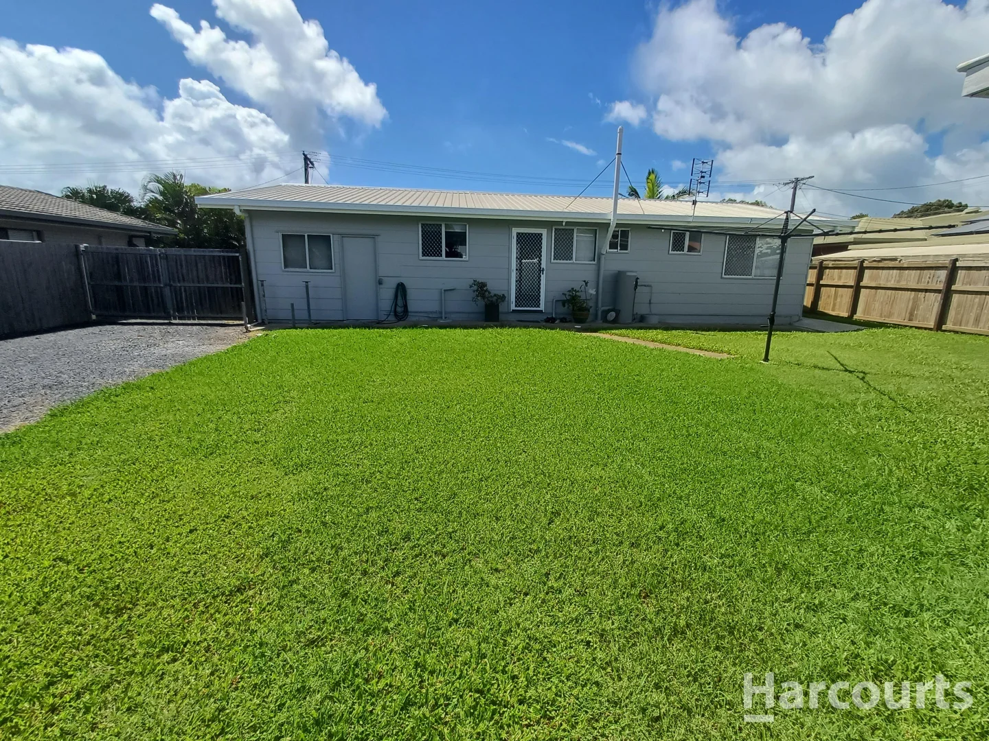 Additional image 10 of 27 Cooloola Crescent, Urangan QLD 4655