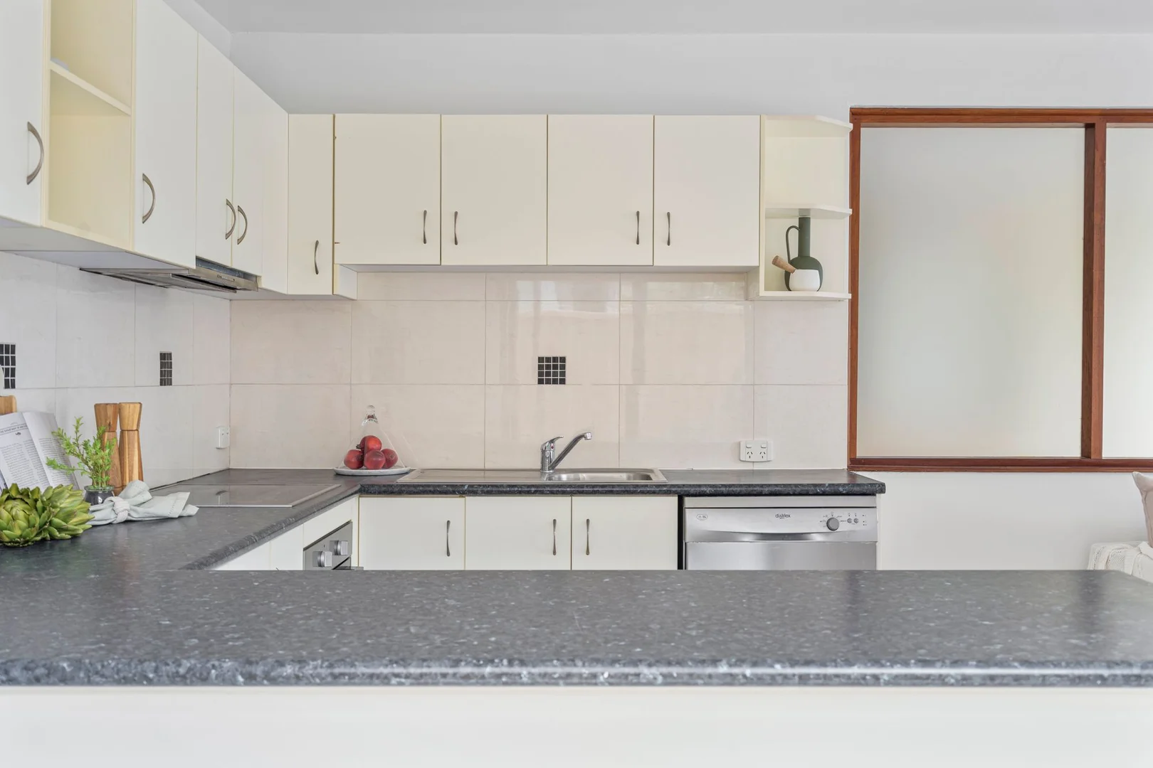 Additional image 6 of 2/15 Frederick Street, Surfers Paradise QLD 4217