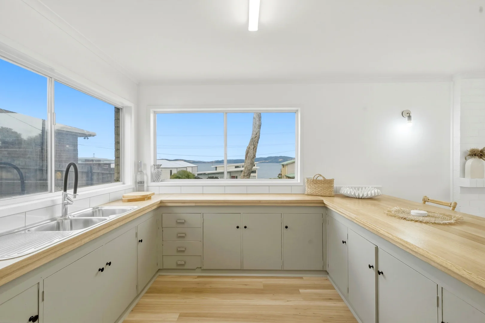 Additional image 9 of 190 Blessington St, South Arm TAS 7022