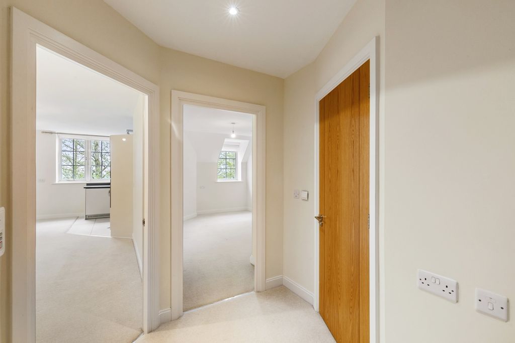 Additional image 12 of 1 bed flat to rentFosseway, Stow On The Wold, Cheltenham GL54