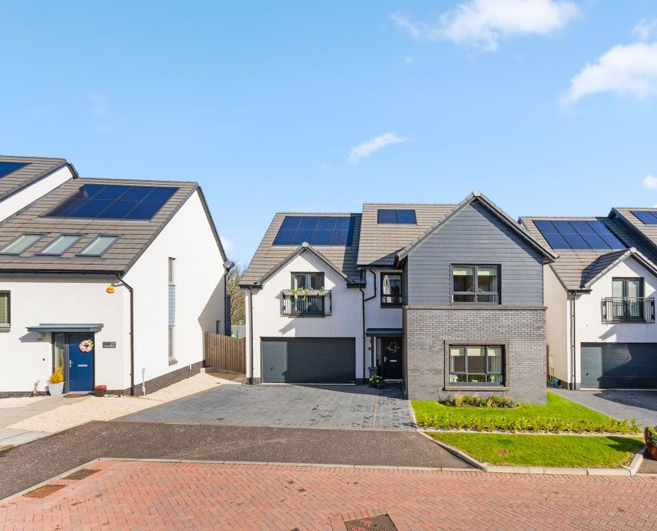 5 bed detached house for saleForth Crescent, Bo'ness EH51
