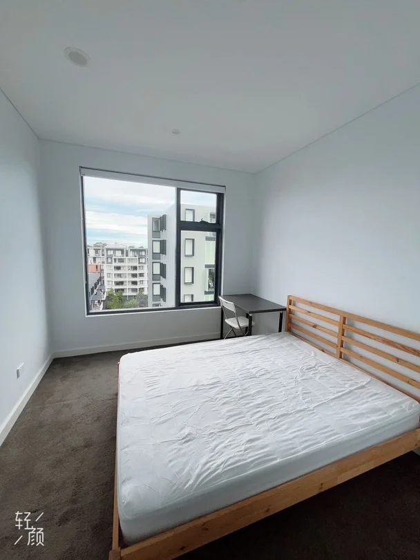 WeChat: KRL119 L8/103 Dalmeny ave, Rosebery NSW 2018