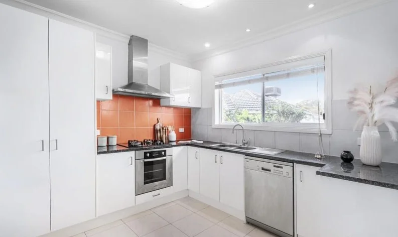 Additional image 4 of 2/590 Blackburn Road, Glen Waverley VIC 3150