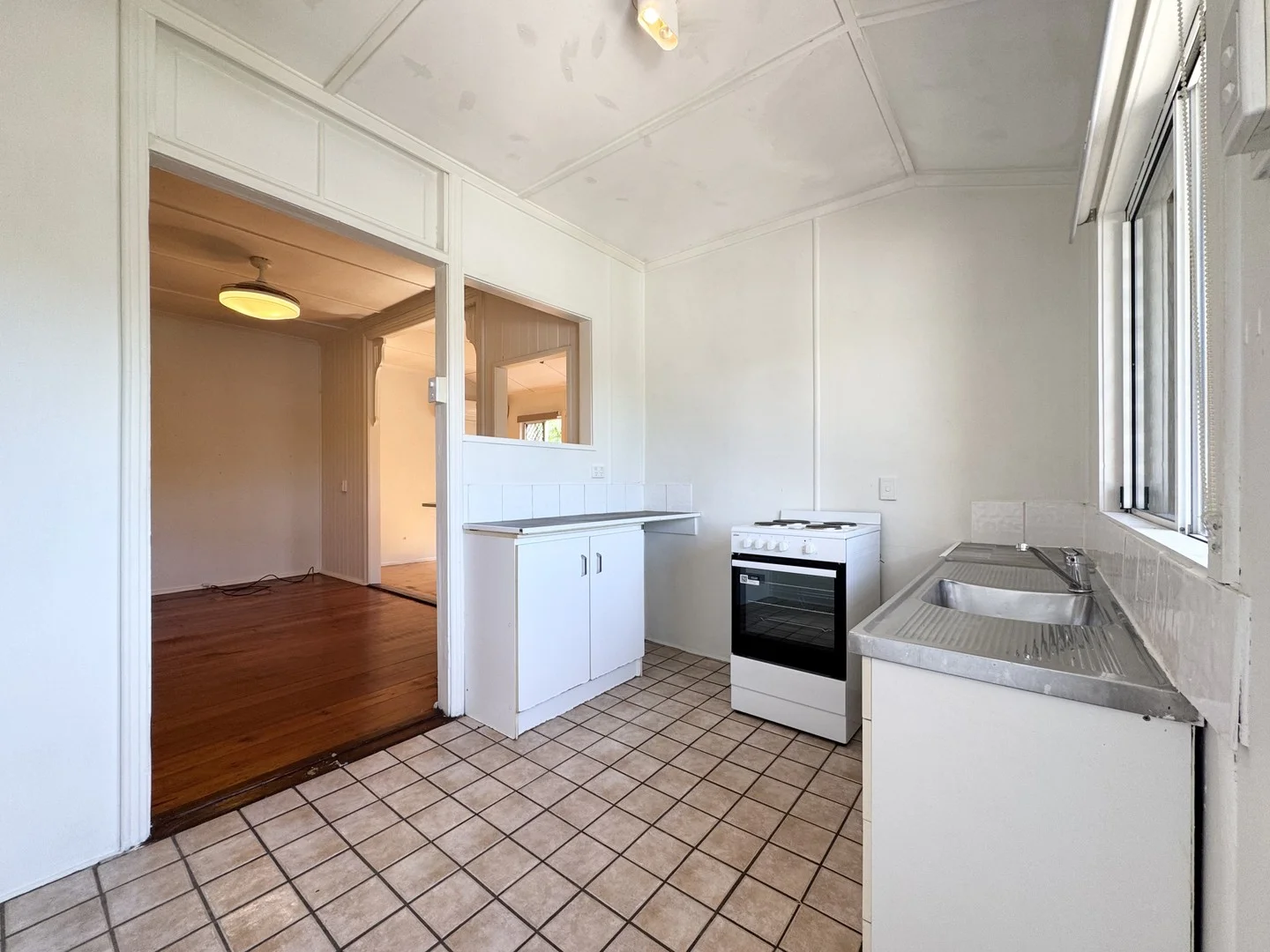 2/10 Cavendish Street, Nundah QLD 4012