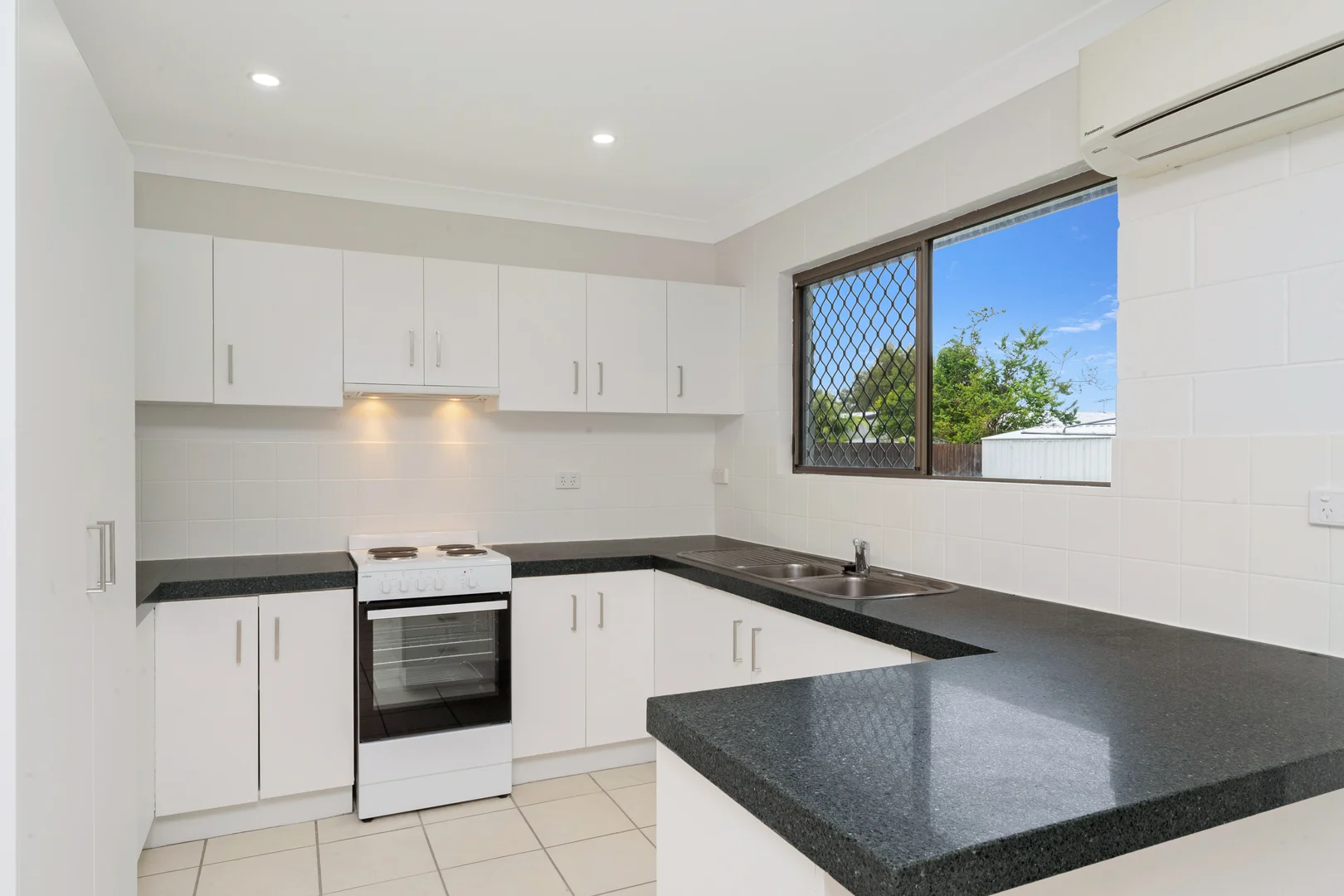Additional image 3 of 2 Benton Court, Douglas QLD 4814