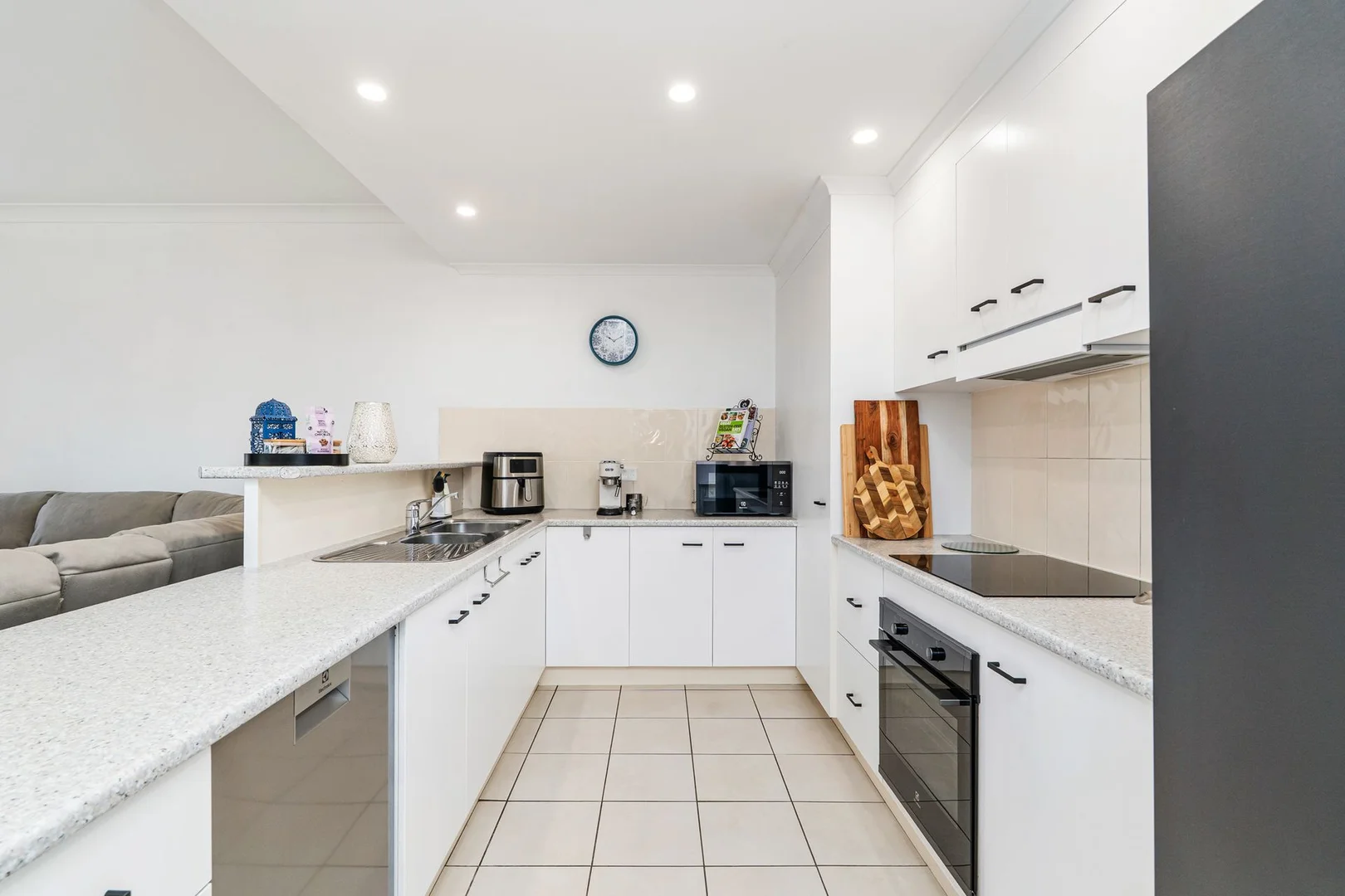 Additional image 7 of Unit 2/175 Torquay Rd, Scarness QLD 4655