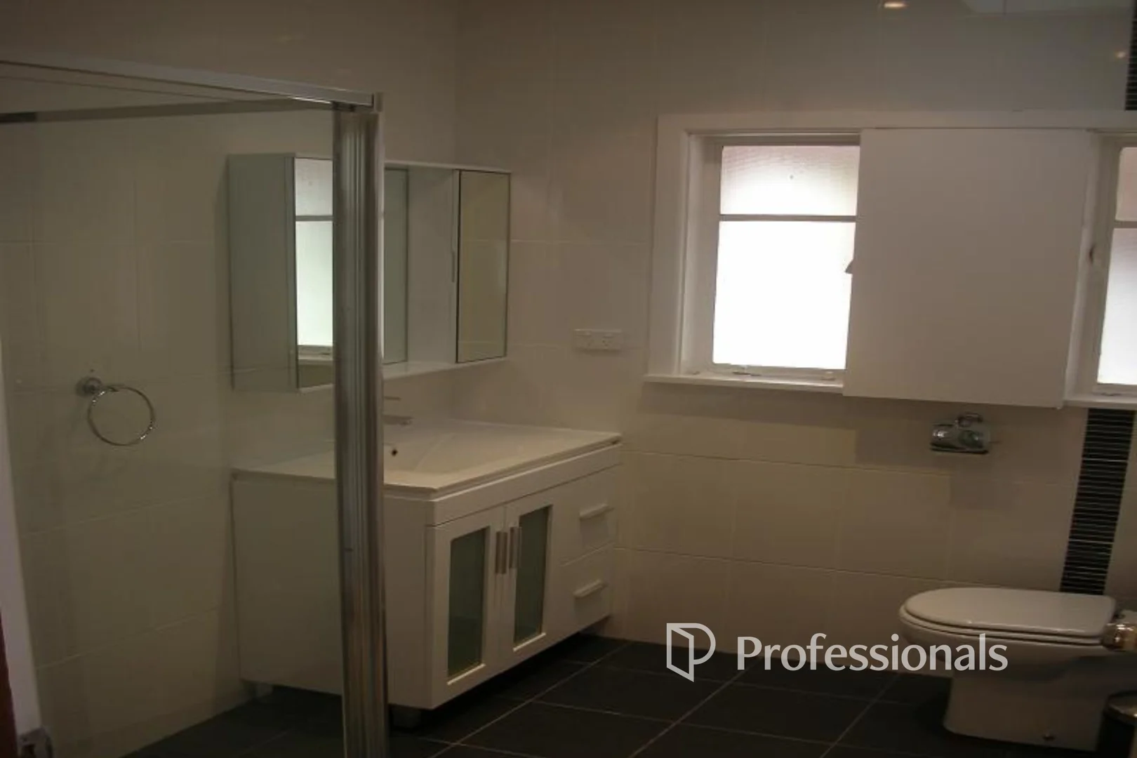 Additional image 3 of 148 Station Street, Burwood VIC 3125