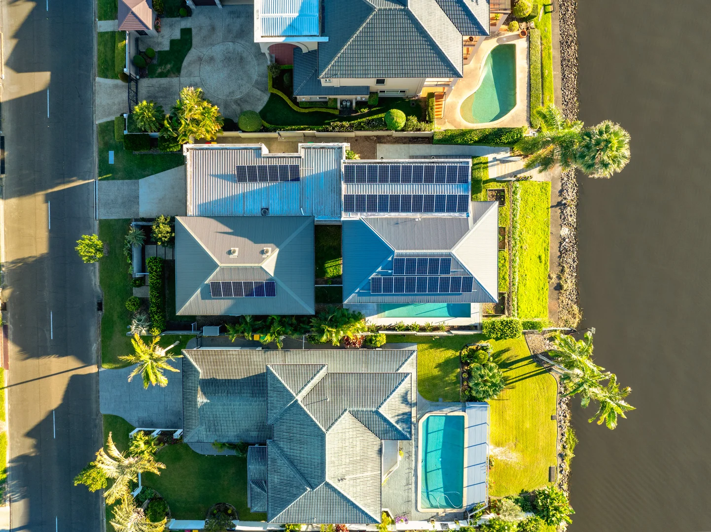 Additional image 41 of 37 Martinique Way, Clear Island Waters QLD 4226