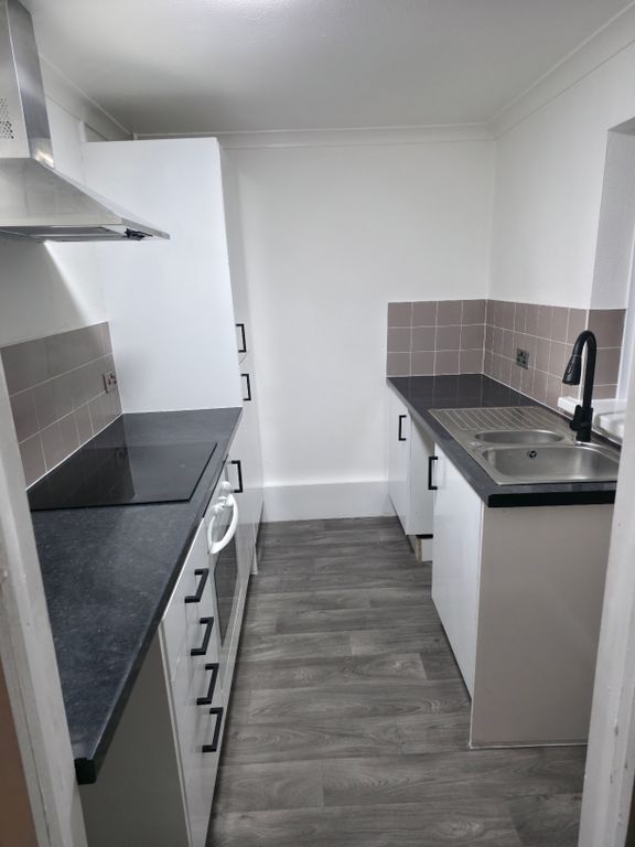Additional image 8 of 2 bed flat to rentAlmond Drive, Newport NP20