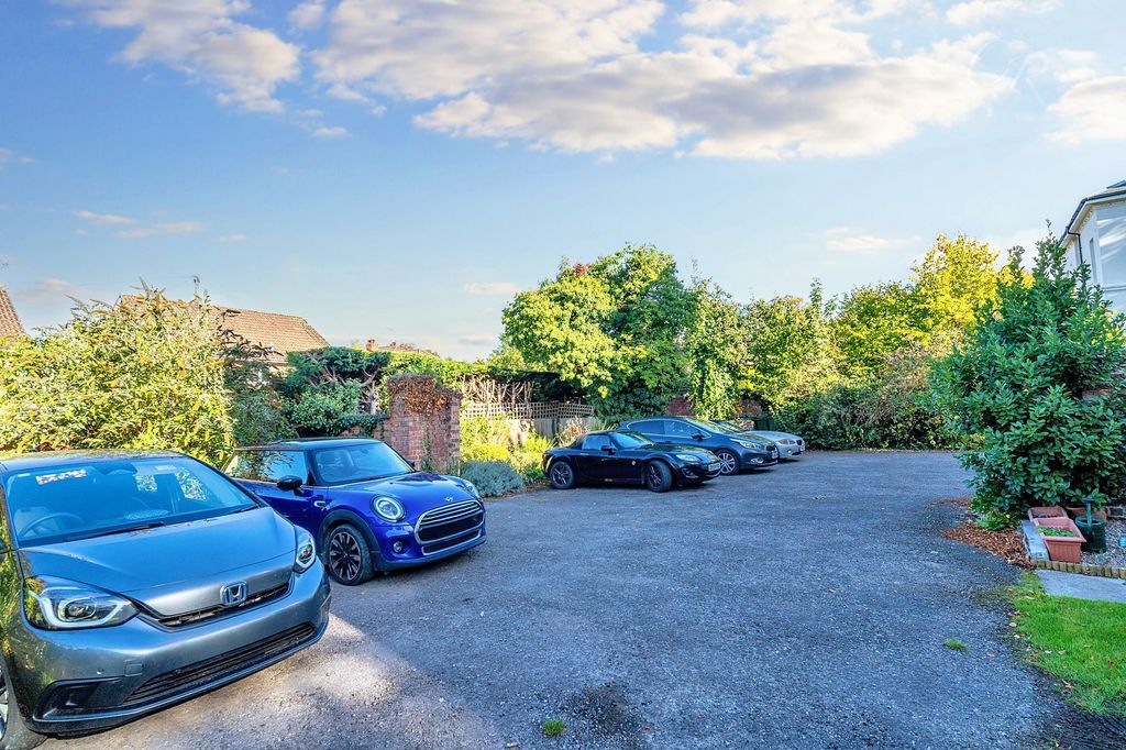 Additional image 9 of 1 bed flat for sale12 Sydenham Road North, Cheltenham GL52