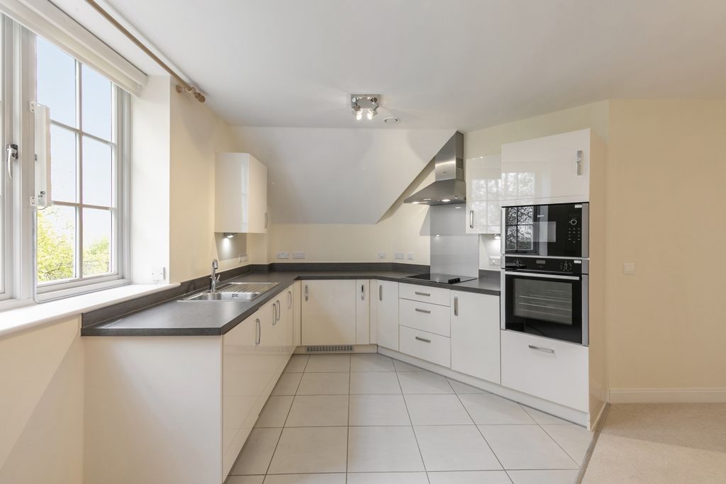 Additional image 10 of 1 bed flat to rentFosseway, Stow On The Wold, Cheltenham GL54